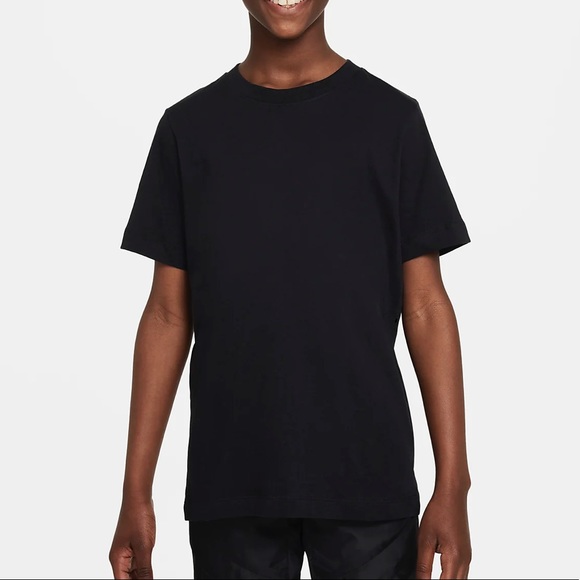 Nike Other - NWOT Nike Dri-Fit Shirt